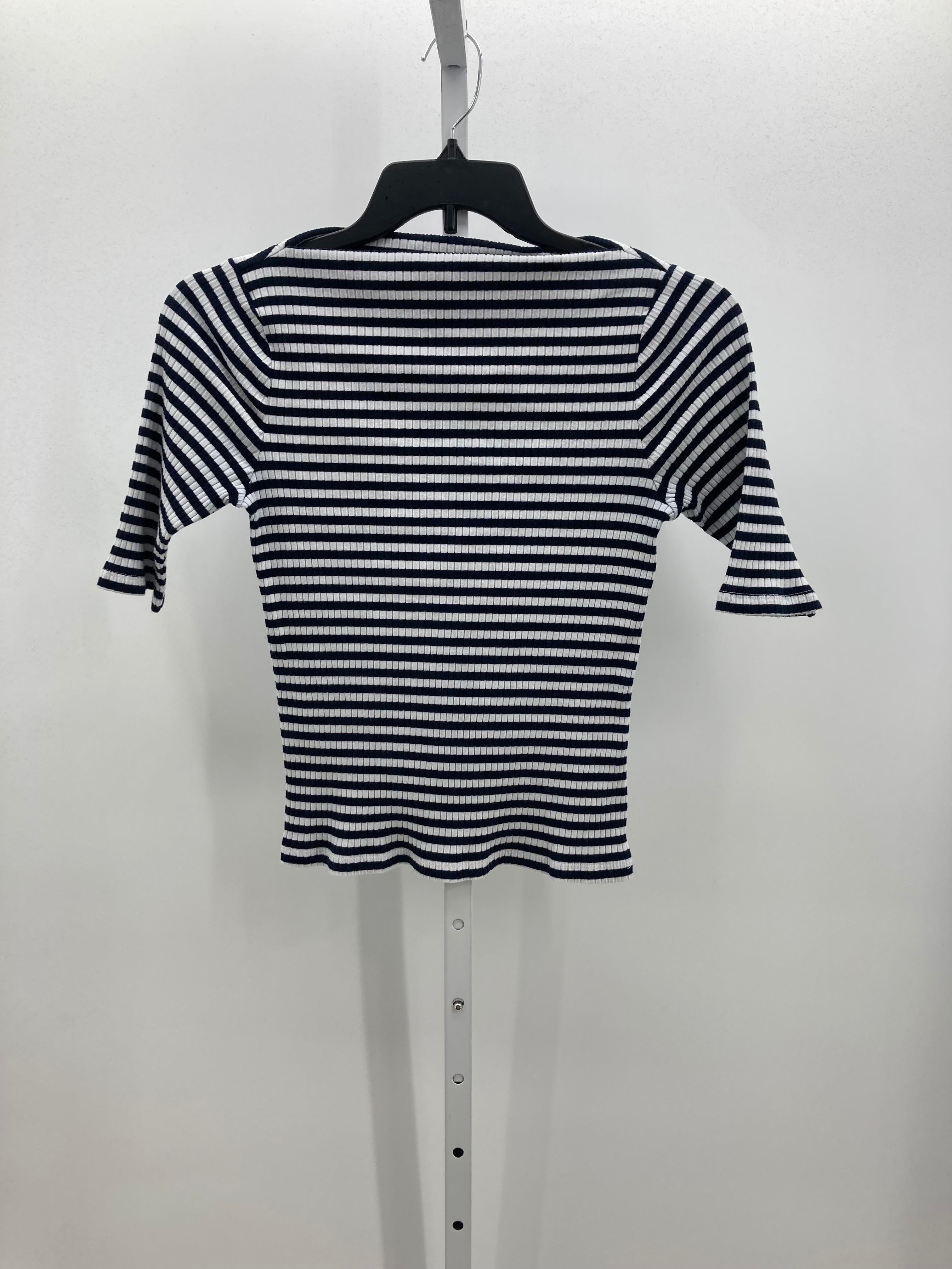 Old Navy Size Medium Misses Short Sleeve Shirt