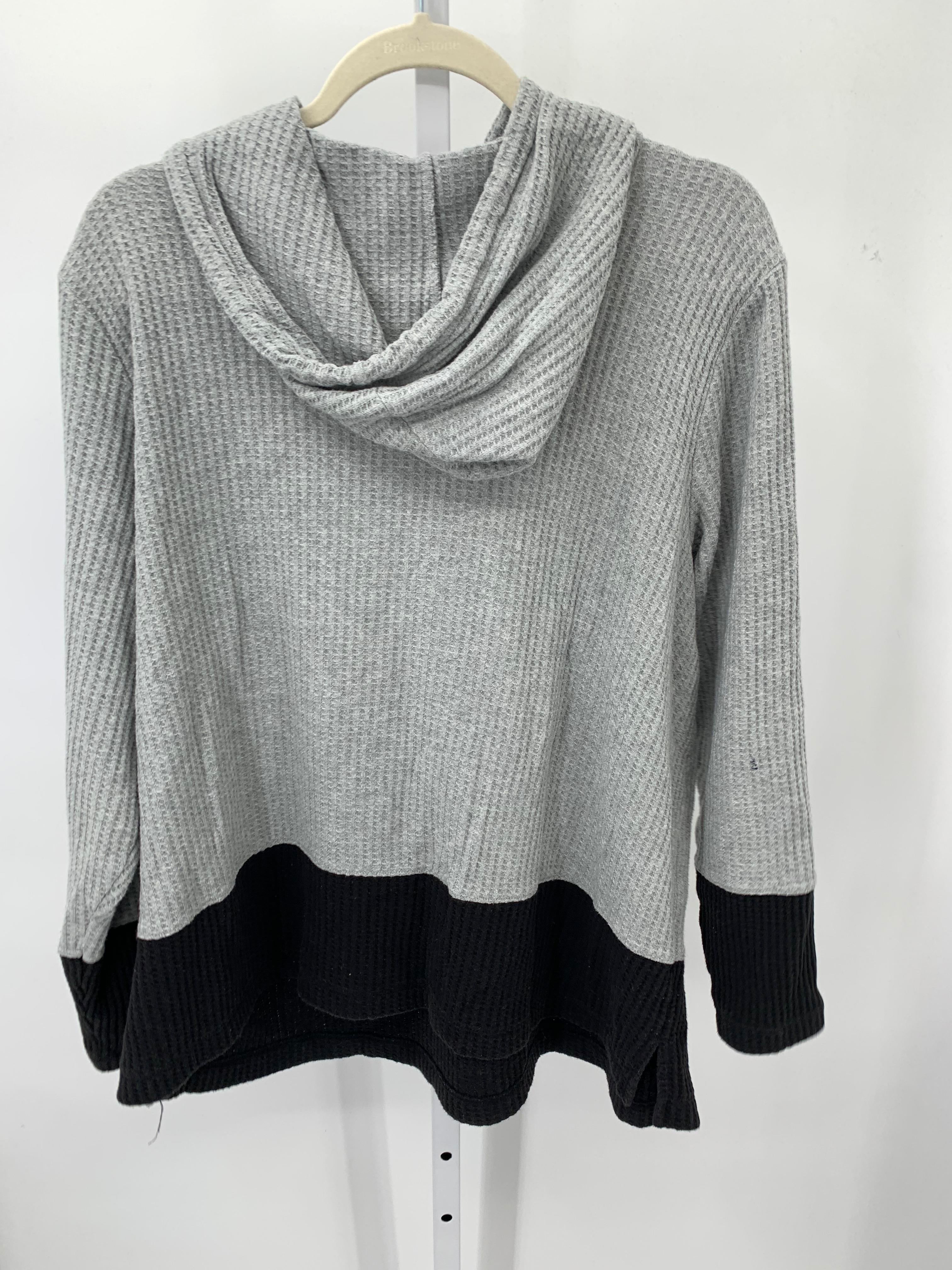 Size Extra Large Misses Long Sleeve Shirt