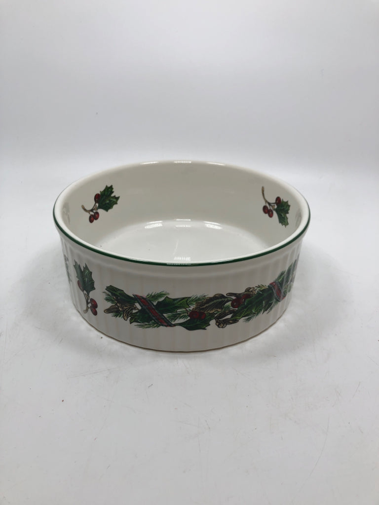 44PC HOLLY & PINECONES DISH SET - GARLAND ROYAL GALLERY - SERV FOR 8.
