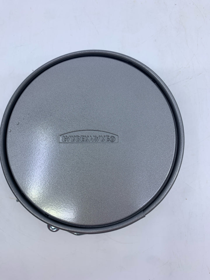 FARBERWARE SPRING FORM.