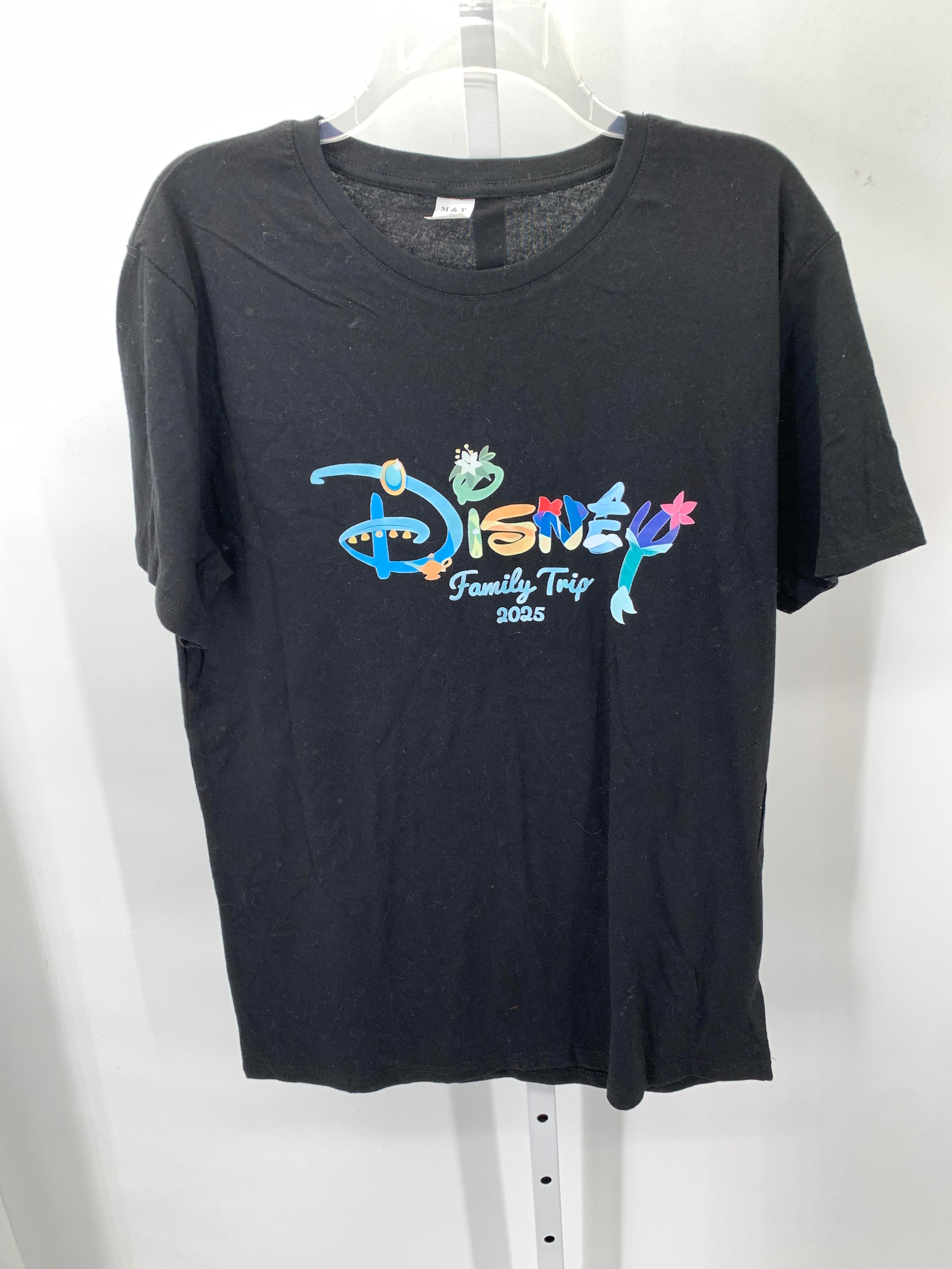 Size Medium Misses Short Sleeve Shirt
