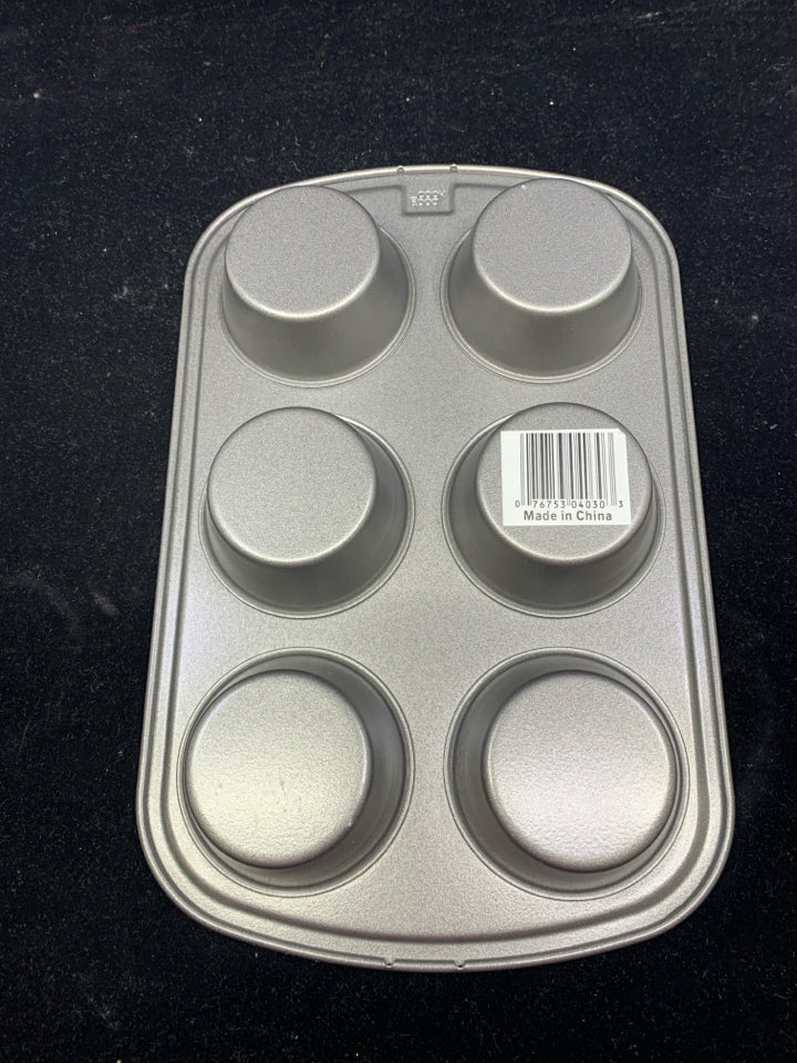 NIP GOOD COOK NON STICK MUFFIN PAN.