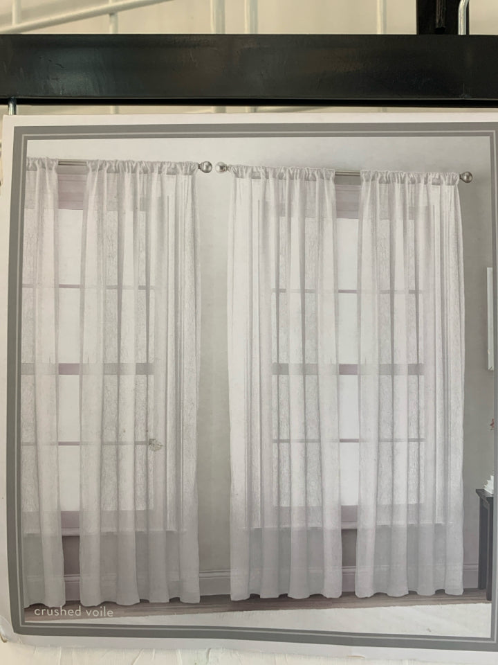 NIP 4PC PERI HOME WHITE POCKET PANEL CURTAINS.