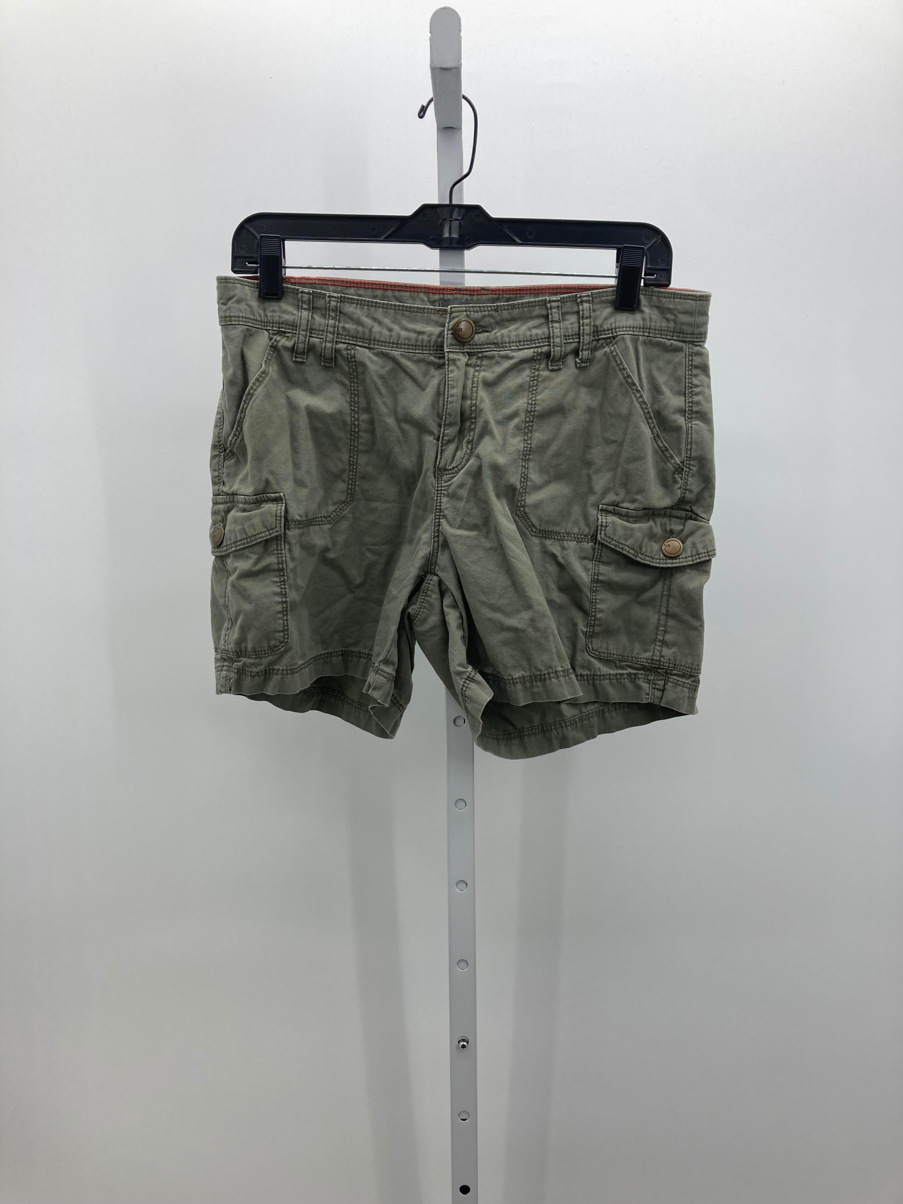 Natural Reflections Size 6 Misses Shorts