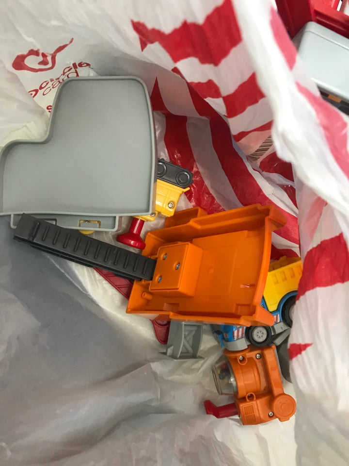 VTech Go! Go! Smart Wheels Spiral Construction Tower w Accessories.