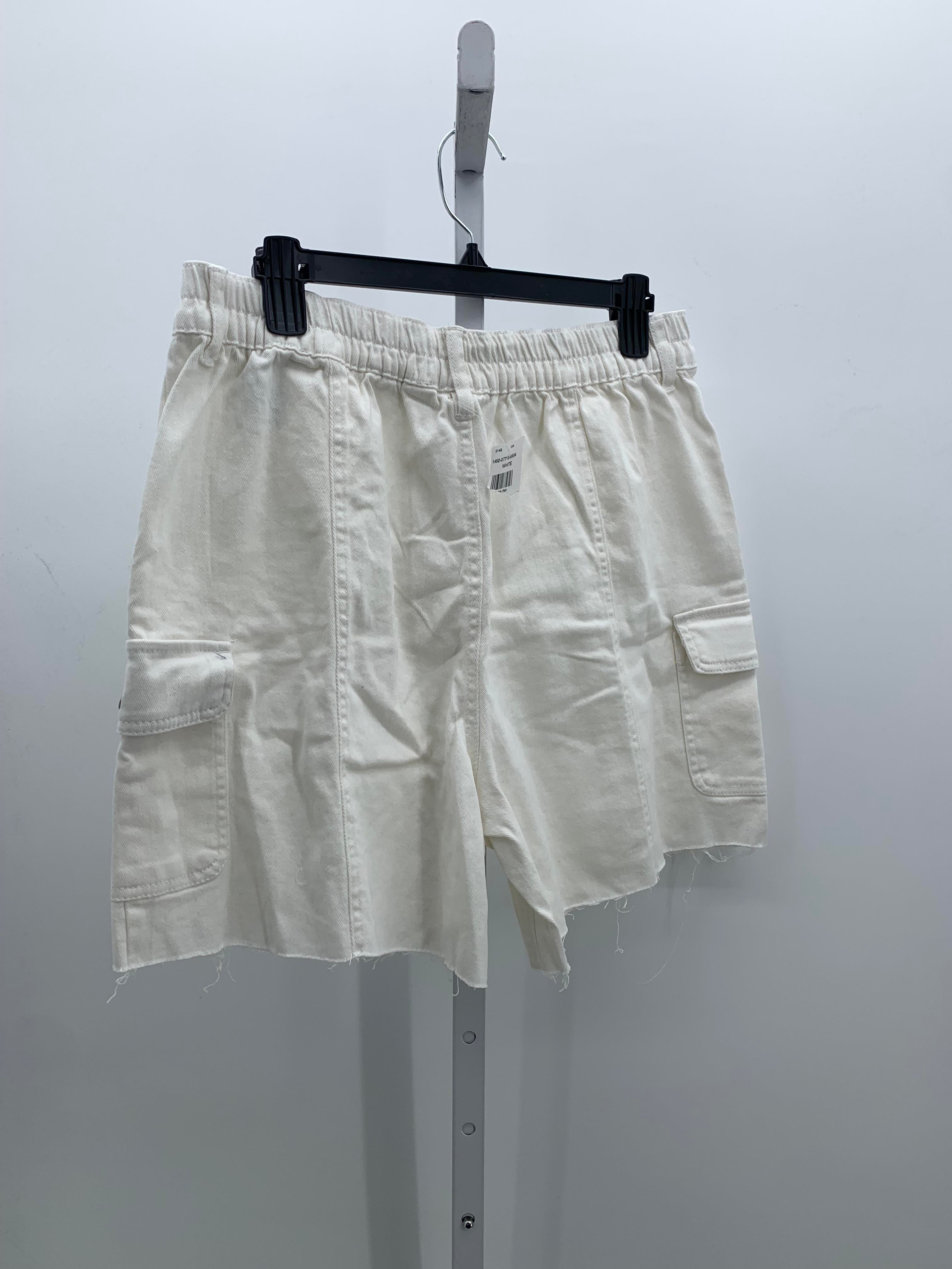 Almost Famous Size Extra Large Juniors Shorts