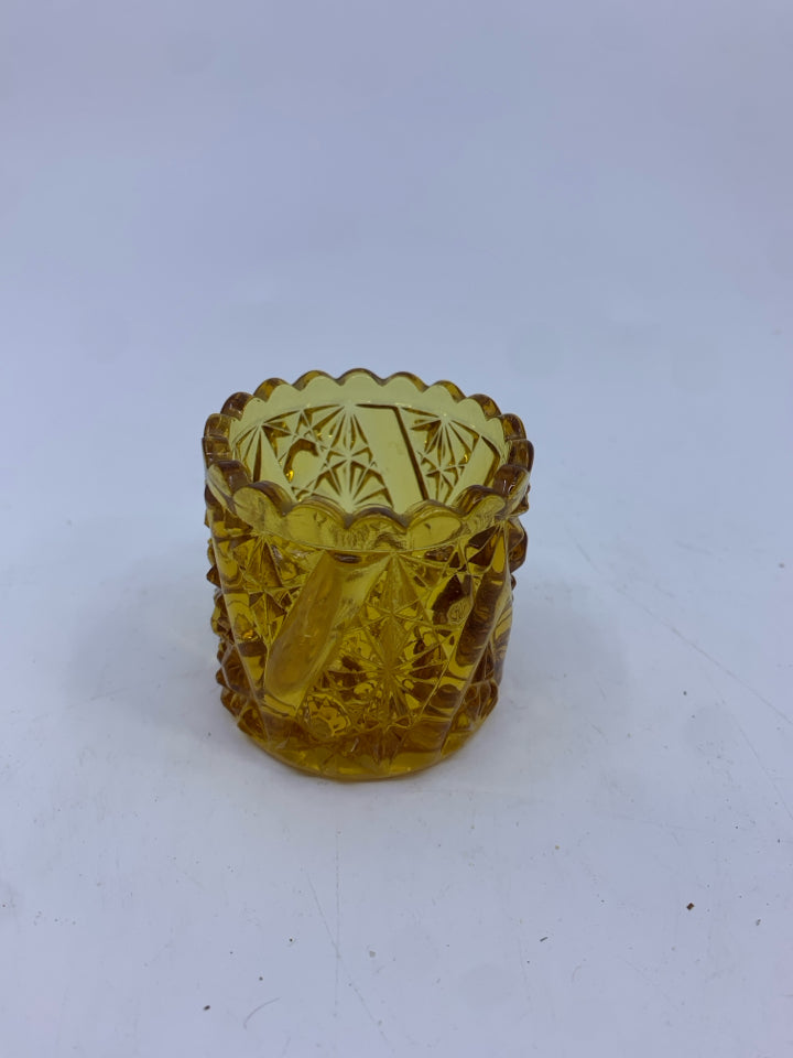 VTG AMBER TEXTURED GLASS TOOTHPICK HOLDER.