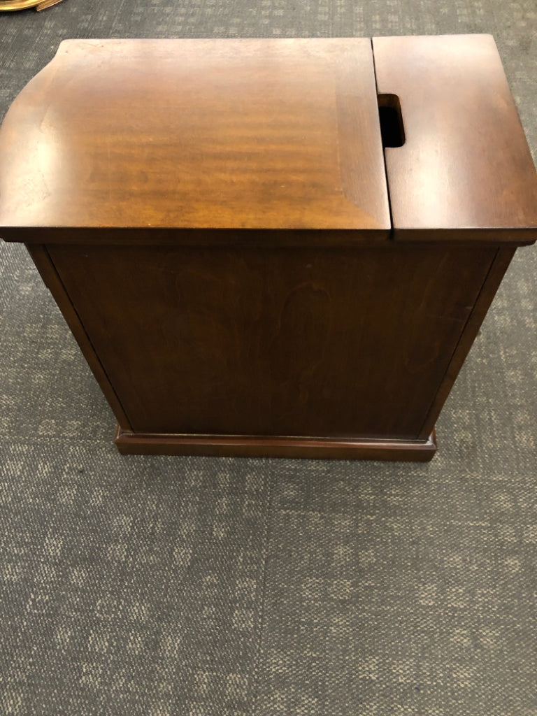 WOOD SIDE TABLE W/CUP HOLDER DRAWER SHELF & POWER STRIP.