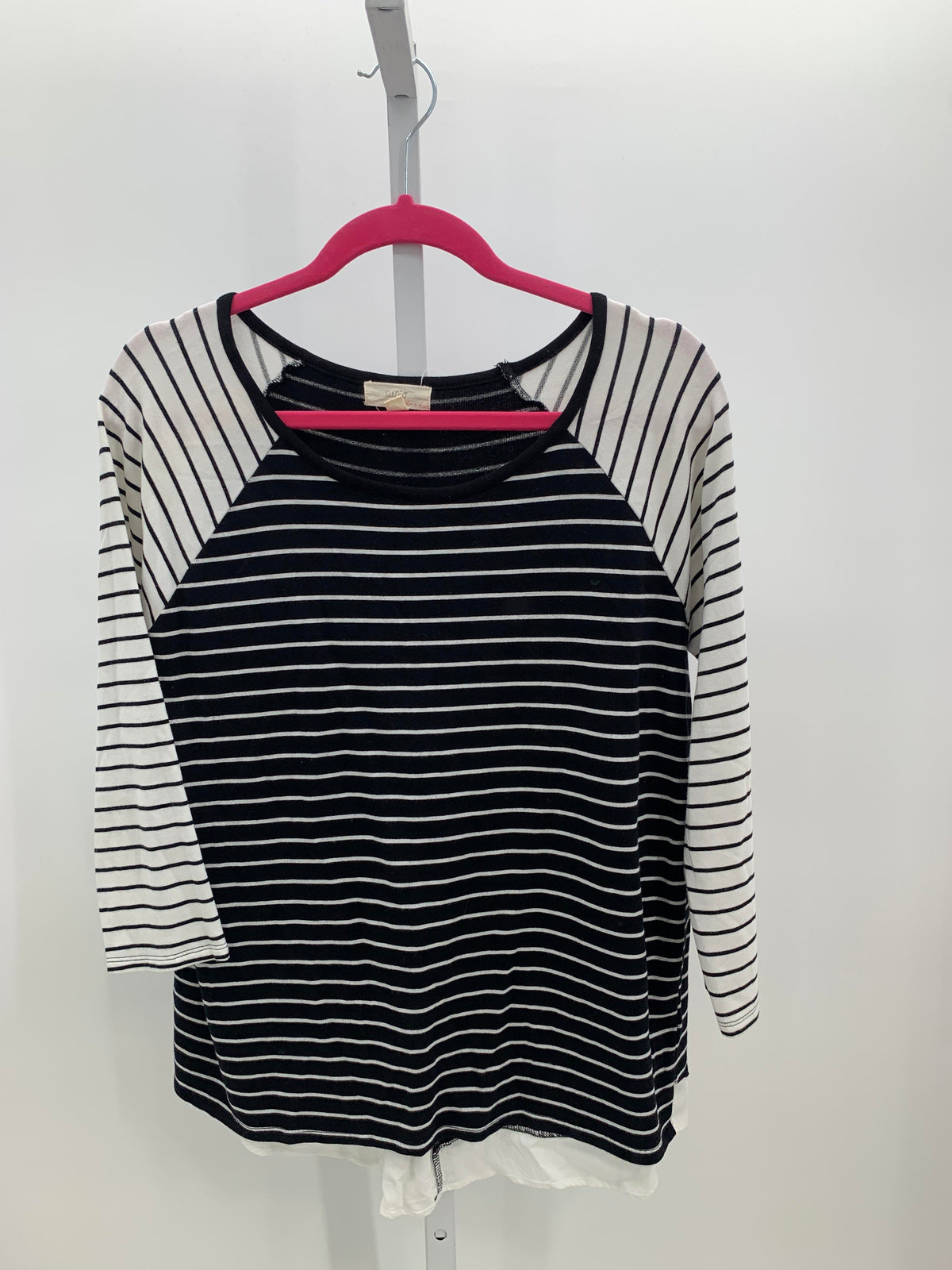 Cupio Size Large Misses 3/4 Sleeve Shirt