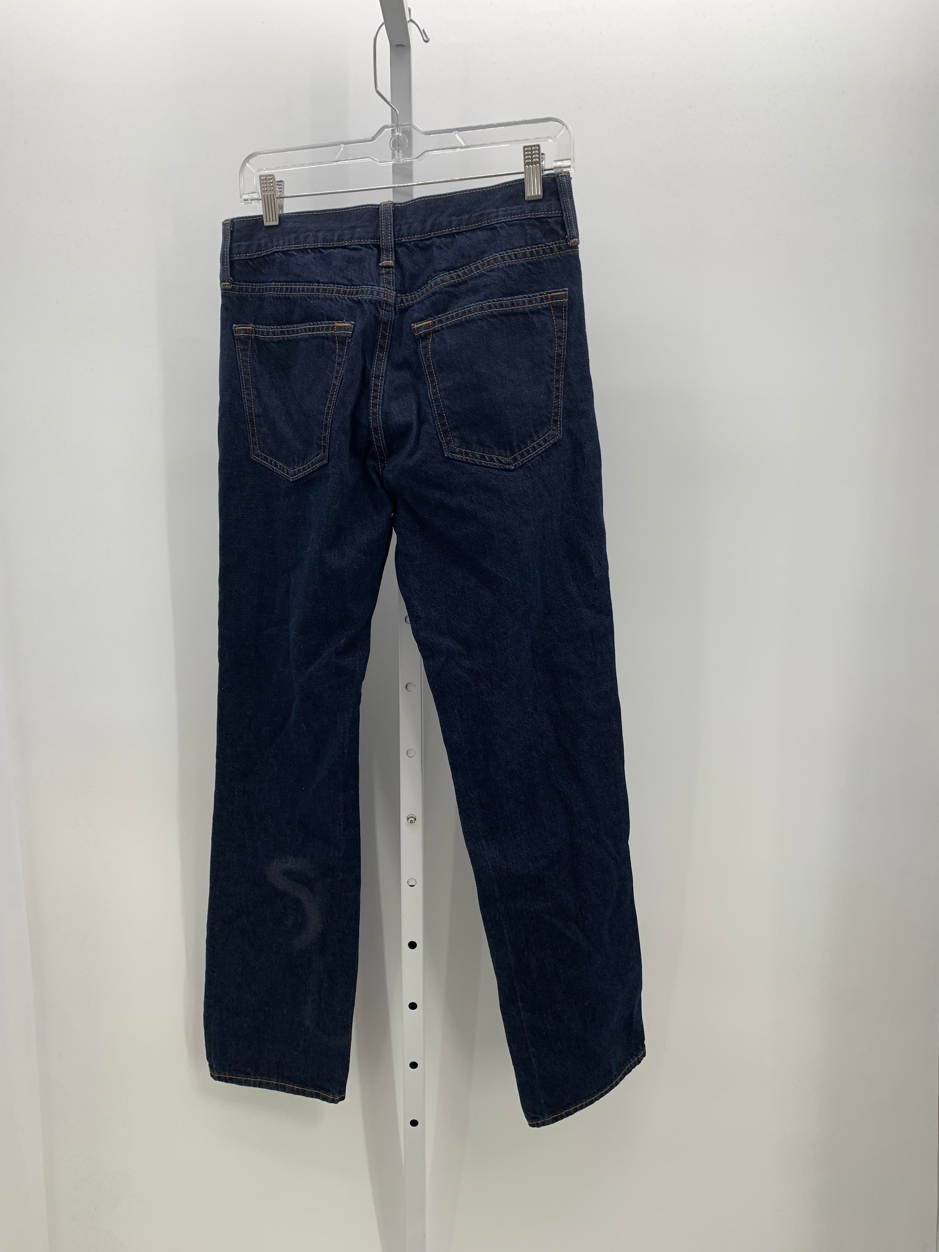 STRAIGHT FIT JEANS