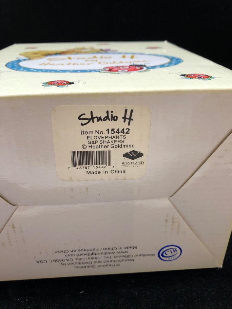 ELEPHANT SALT & PEPPER SHAKERS IN BOX HEATHER GOLDMINE.