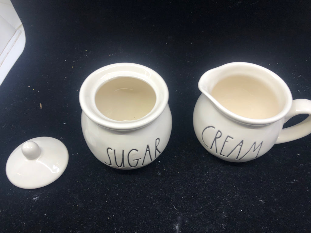 RAE DUNN CREAM/ SUGAR CREAMER AND SUGAR.