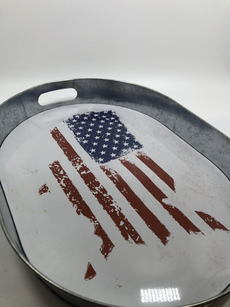 FLAG SHAPED AMERICA TRAY.