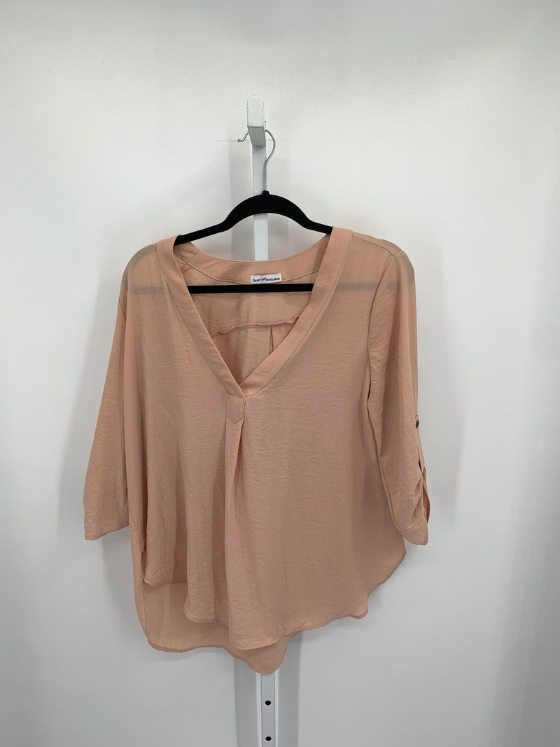 Size Large Misses 3/4 Sleeve Shirt