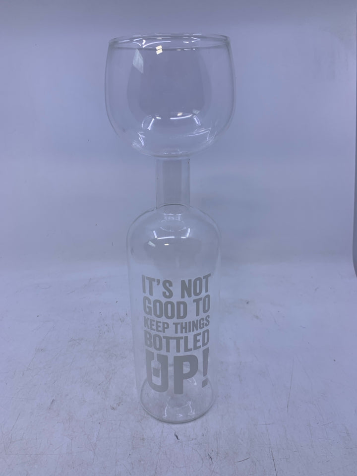 CLEAR GLASS ITS NOT GOOD TO KEEP BOTTLE GLASS.