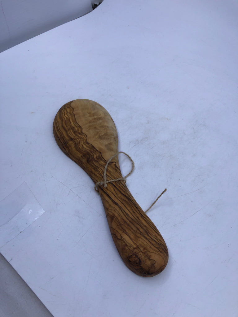 WOOD SPOON REST.