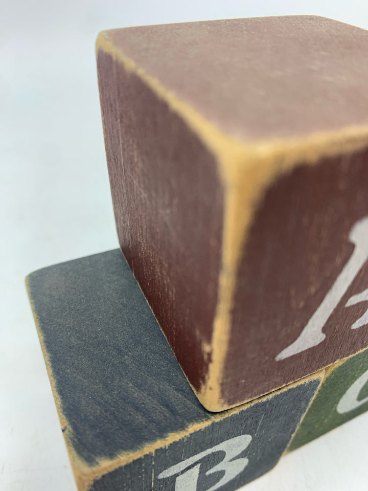PRIM "ABC" BLOCKS IN BAG.