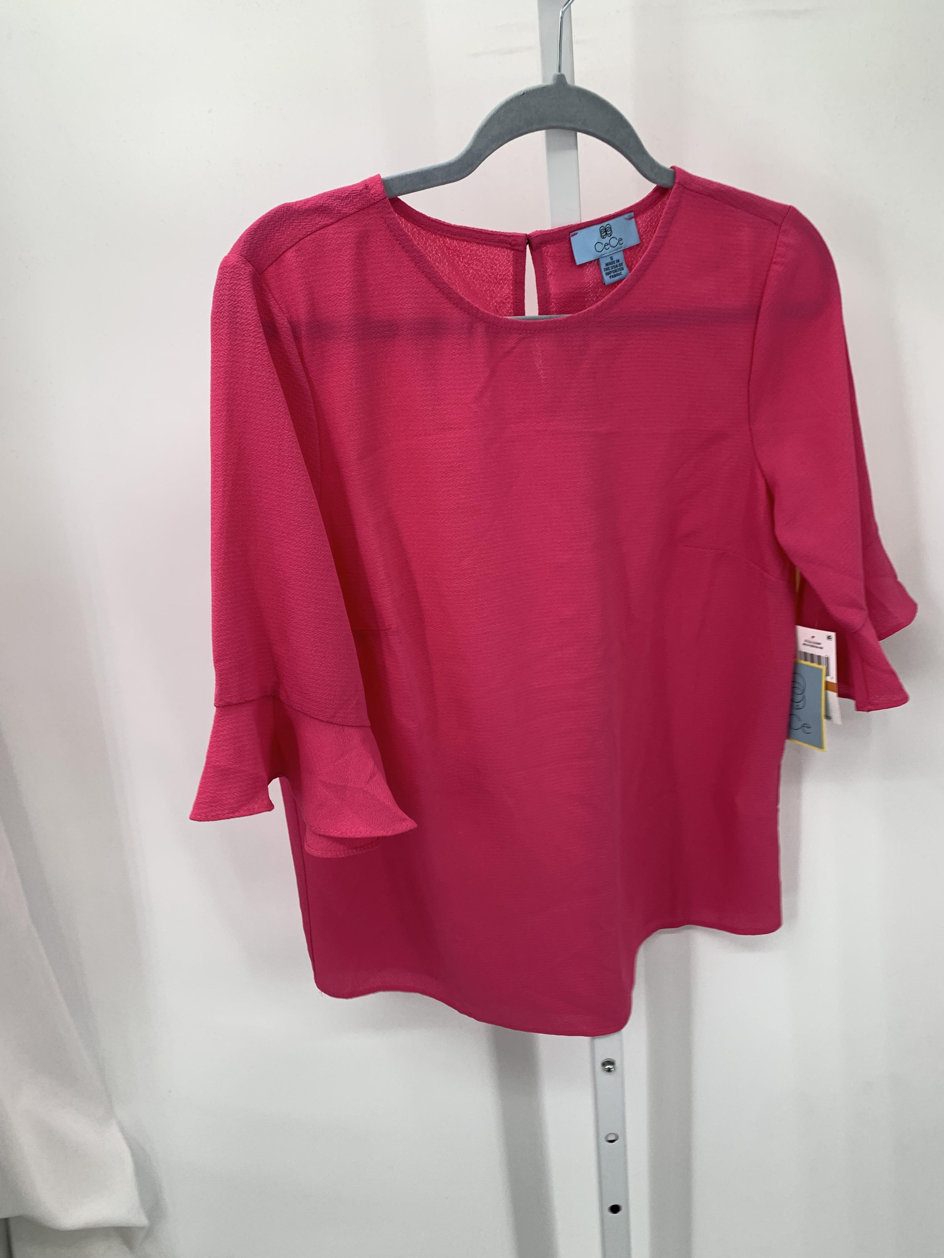 Size Small Misses Short Sleeve Shirt