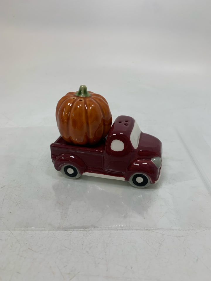 MAROON TRUCK W/ PUMPKIN IN BED SALT/PEPPER SHAKERS IN BAG.