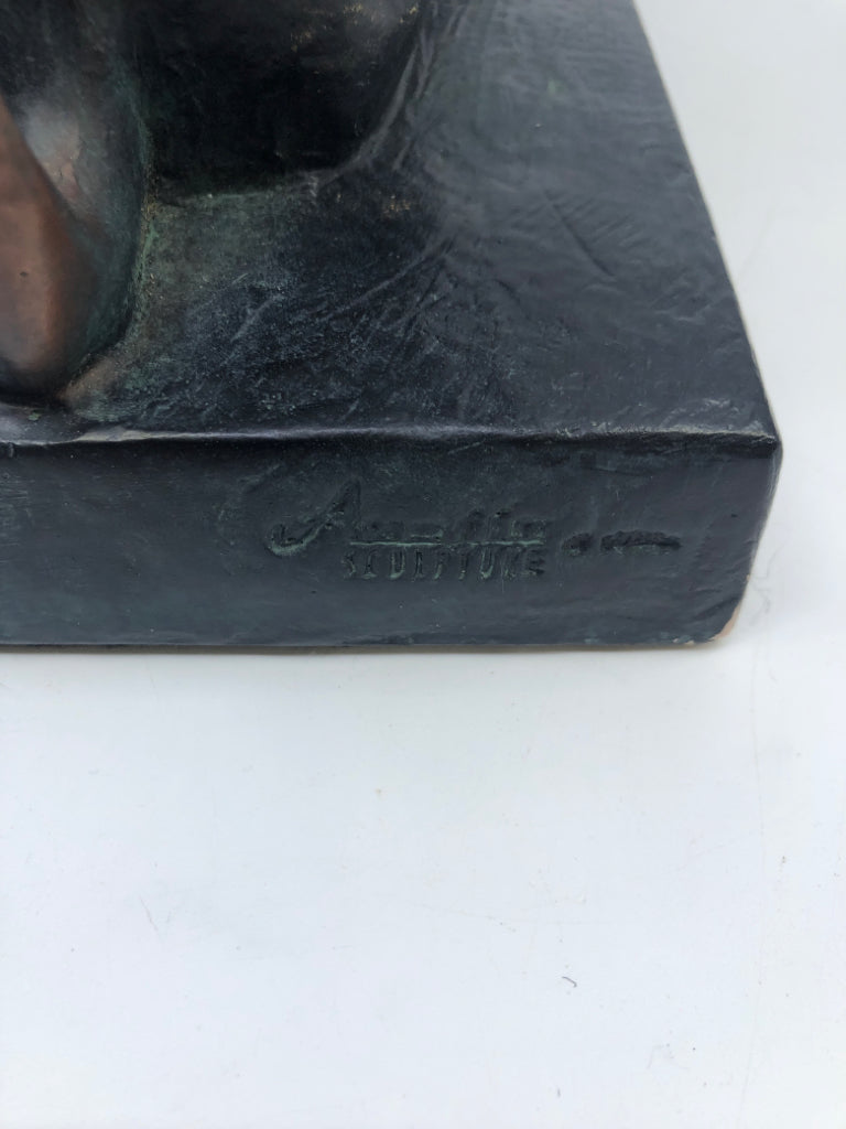*RARE* VTG LARGE VERY HEAVY GRIFFIN SCULPTURE STATUE AUSTIN PRODUCTIONS INC 1985
