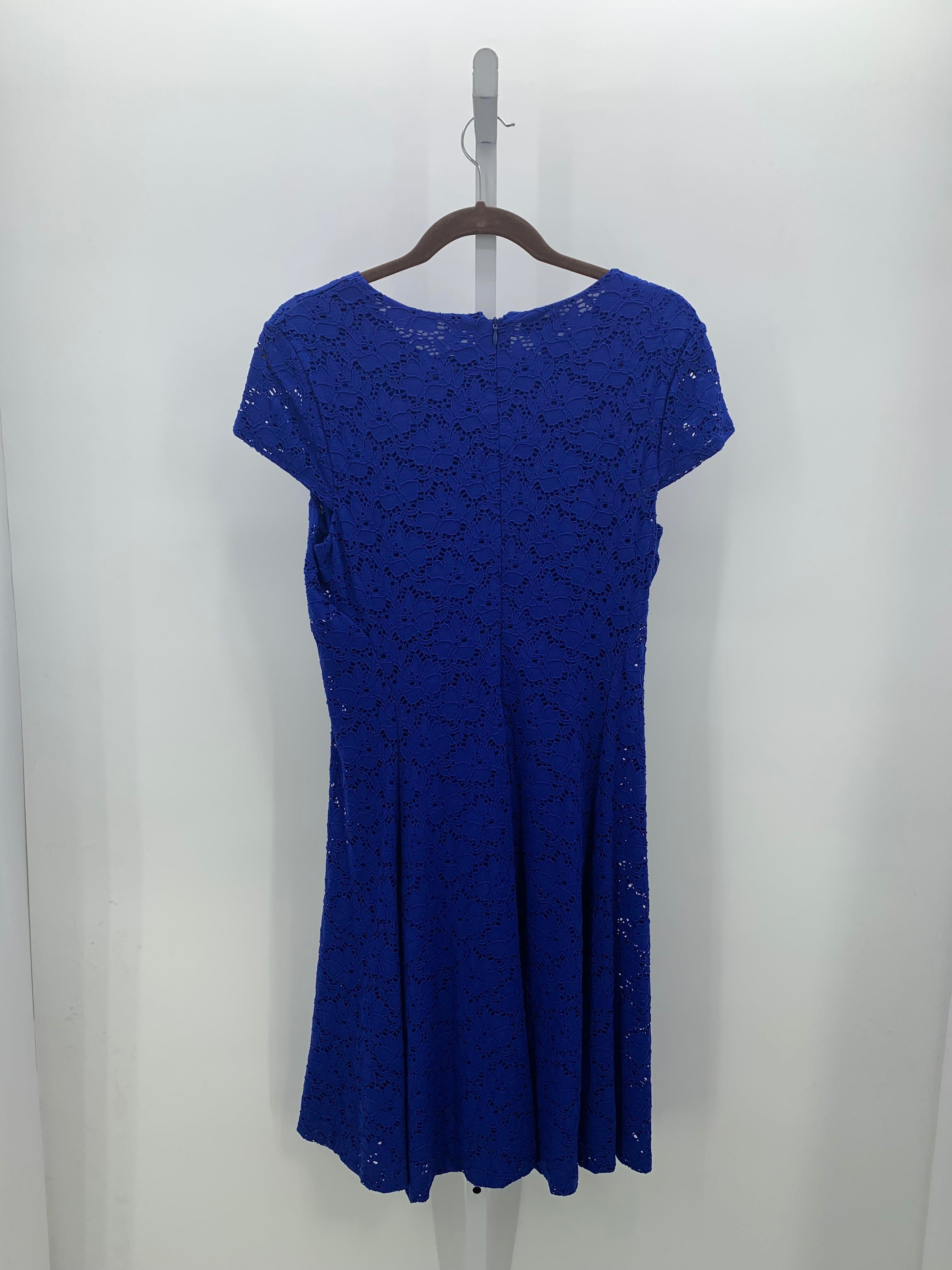 Alfani Size 12 Misses Short Sleeve Dress