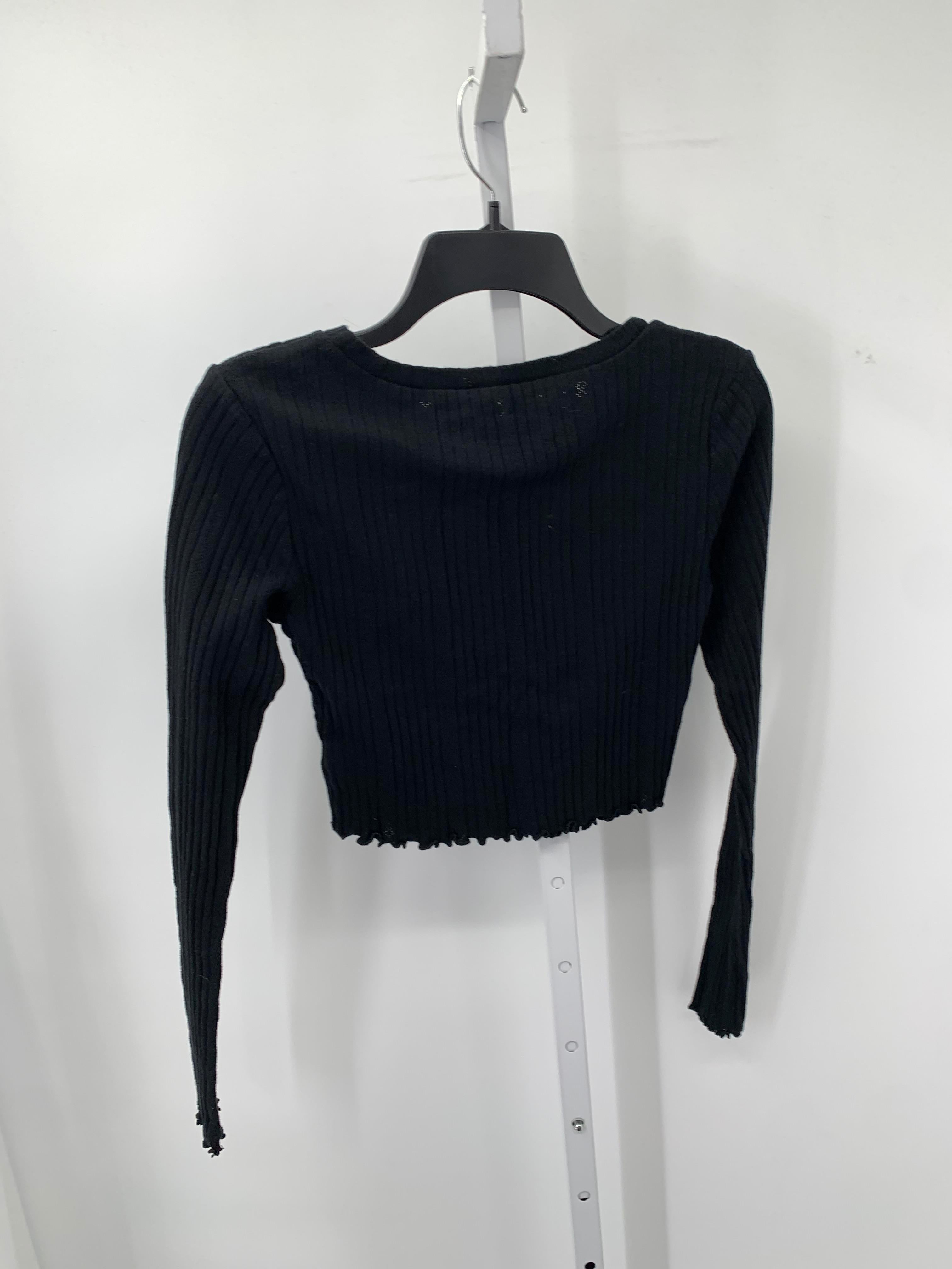 Aero Size Medium Juniors Long Sleeve Shirt
