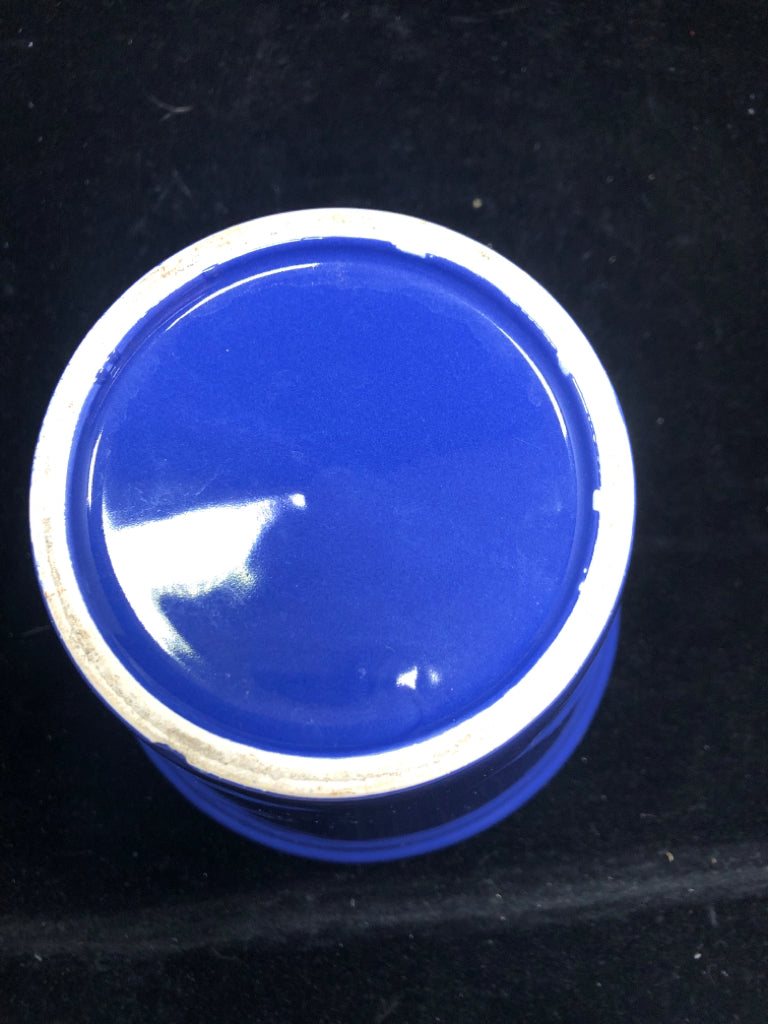 BLUE CERAMIC PLANTER.