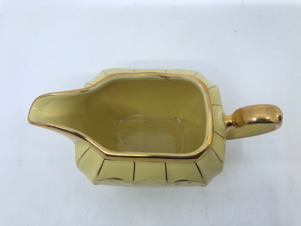 VTG 3 PC YELLOW / GOLD TEAPOT SUGAR AND CREAMER SET.