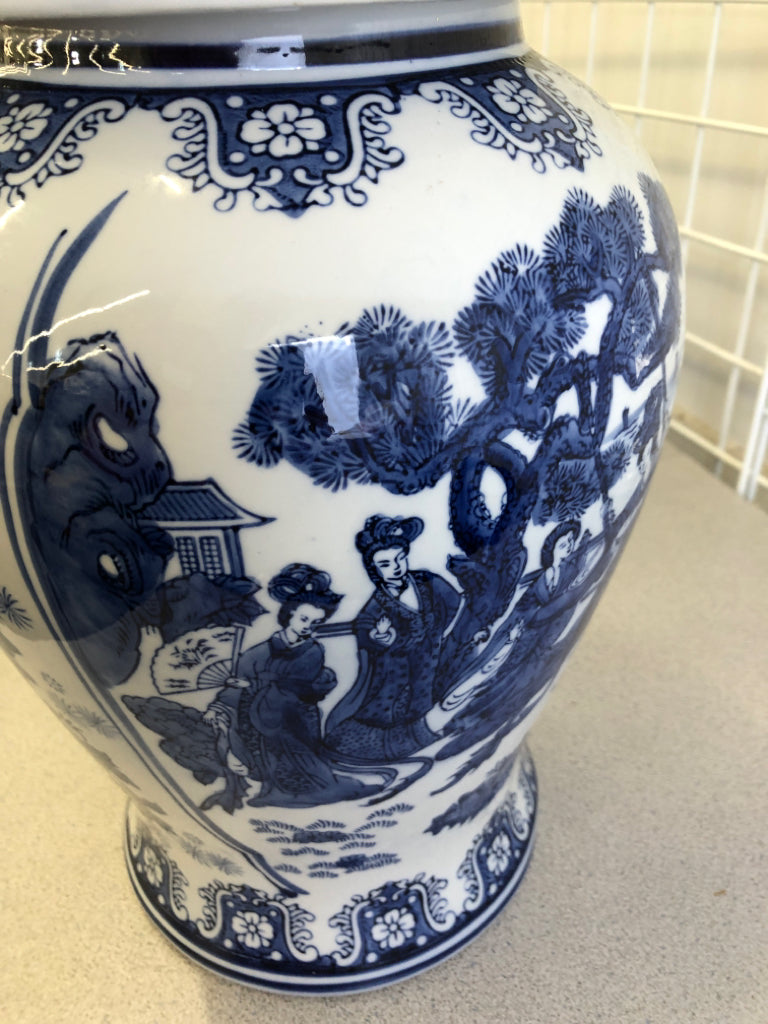ASIAN STYLE BLUE/WHITE LARGE CERAMIC URN W/LID.