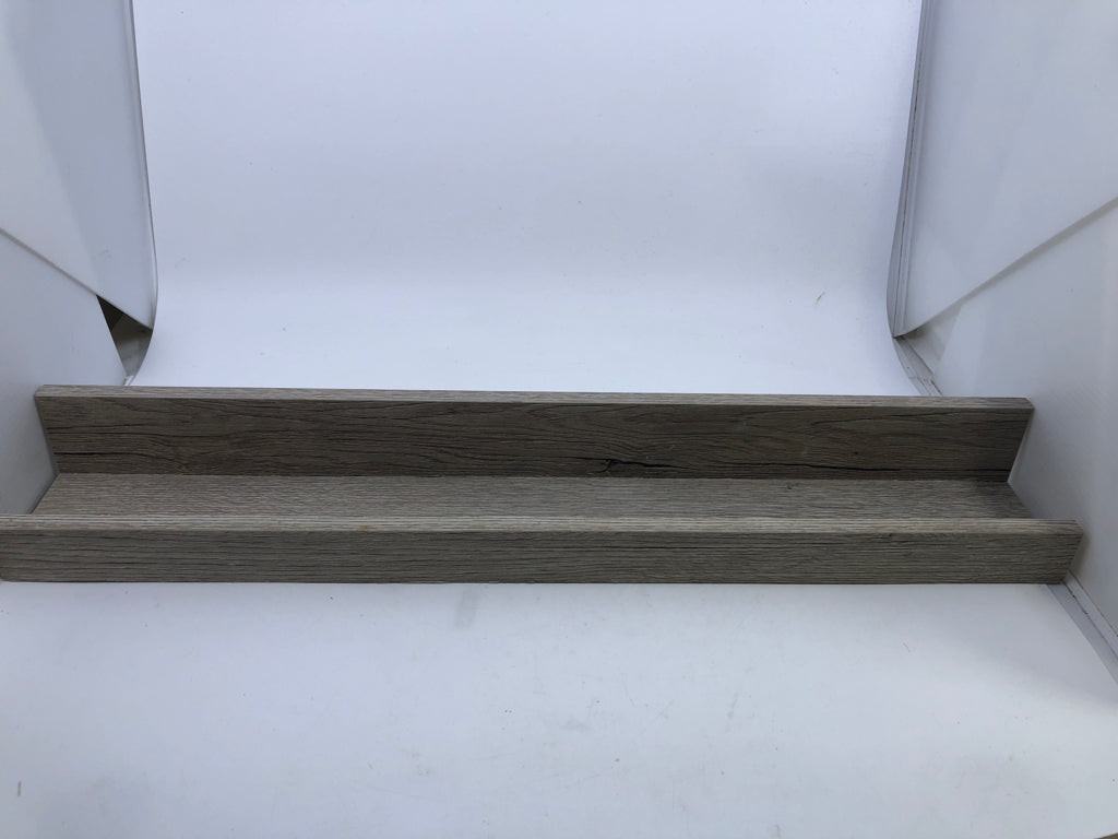 GREY WALL HANGING SHELF.