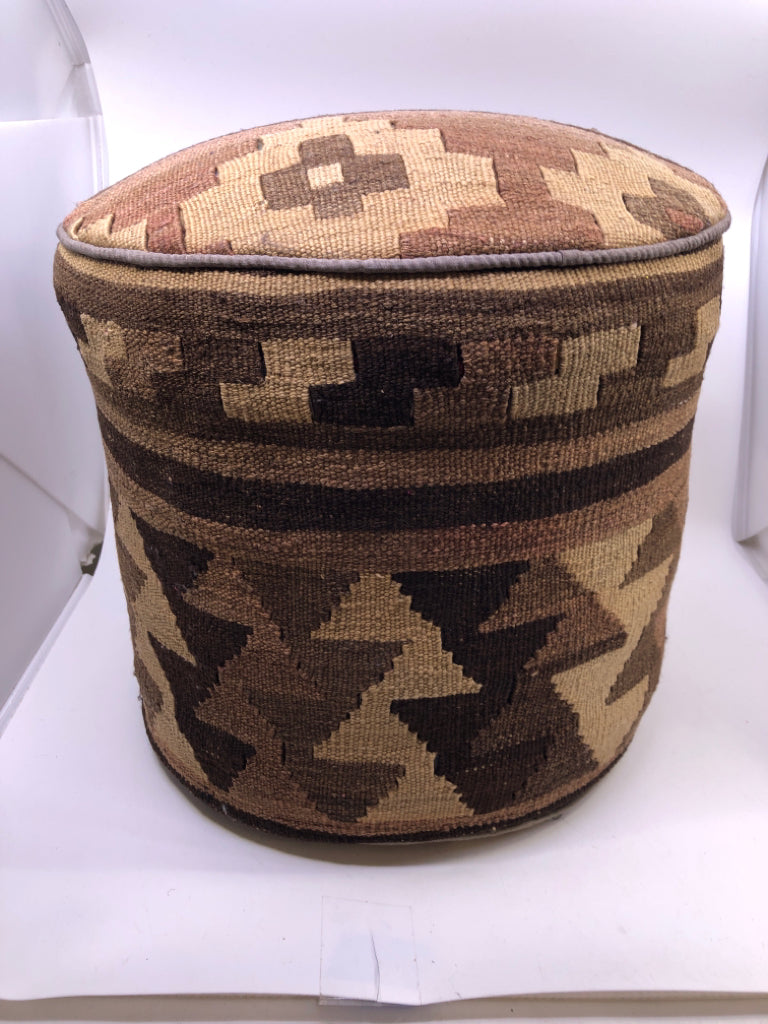 BROWN AZTEC PATTERN POOF.