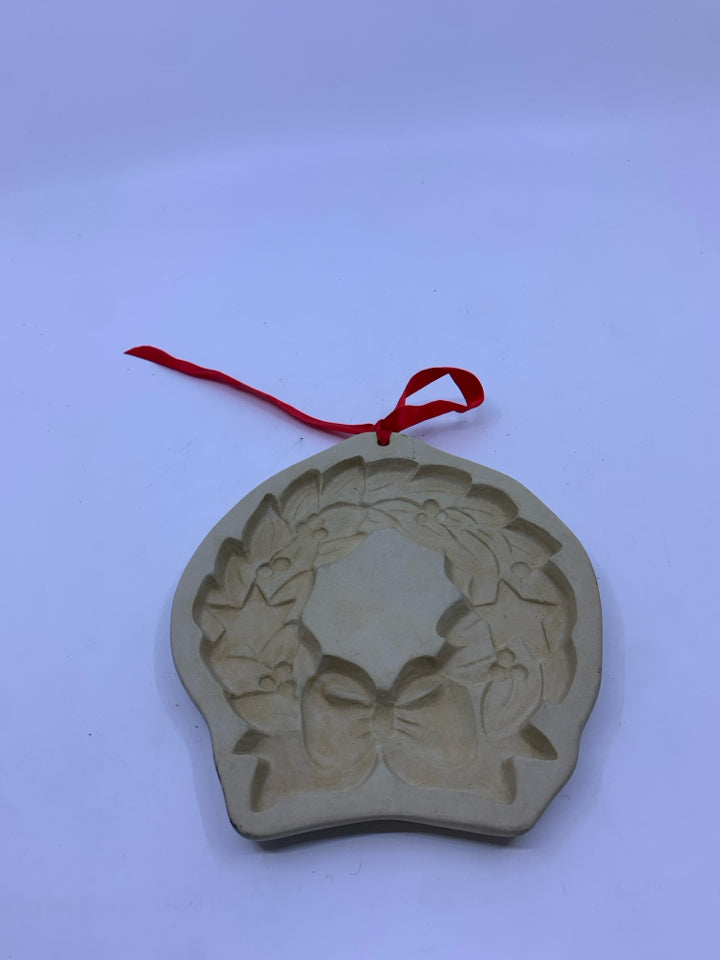 WREATH COOKIE STAMP.