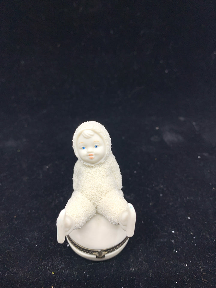 SNOW BABIES TRINKET BOX "HARD LANDING"