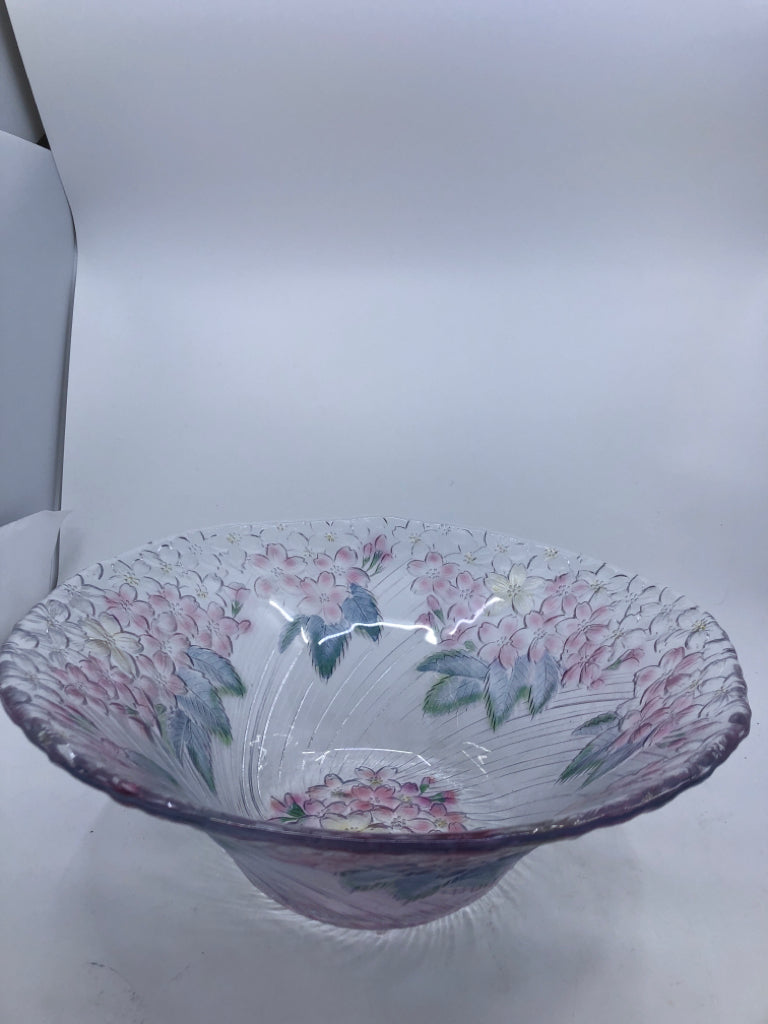 EMBOSSED FLORAL LARGE SERVER BOWL.