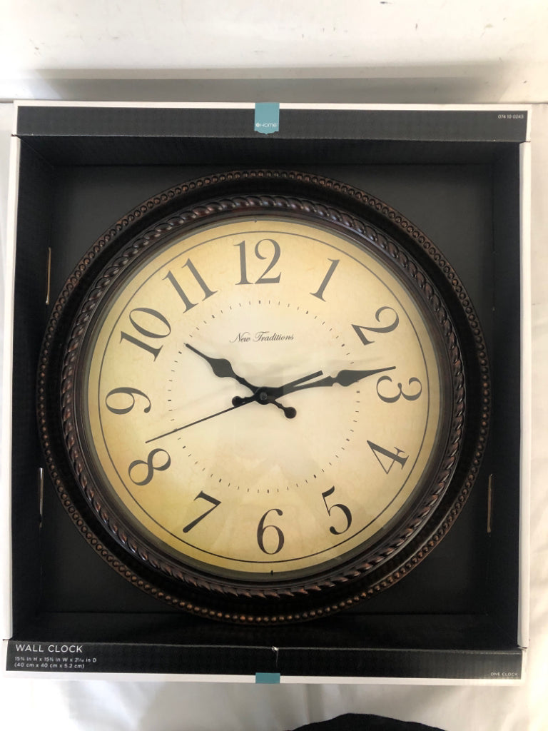 NIB NEW TRADITIONS CLOCK.