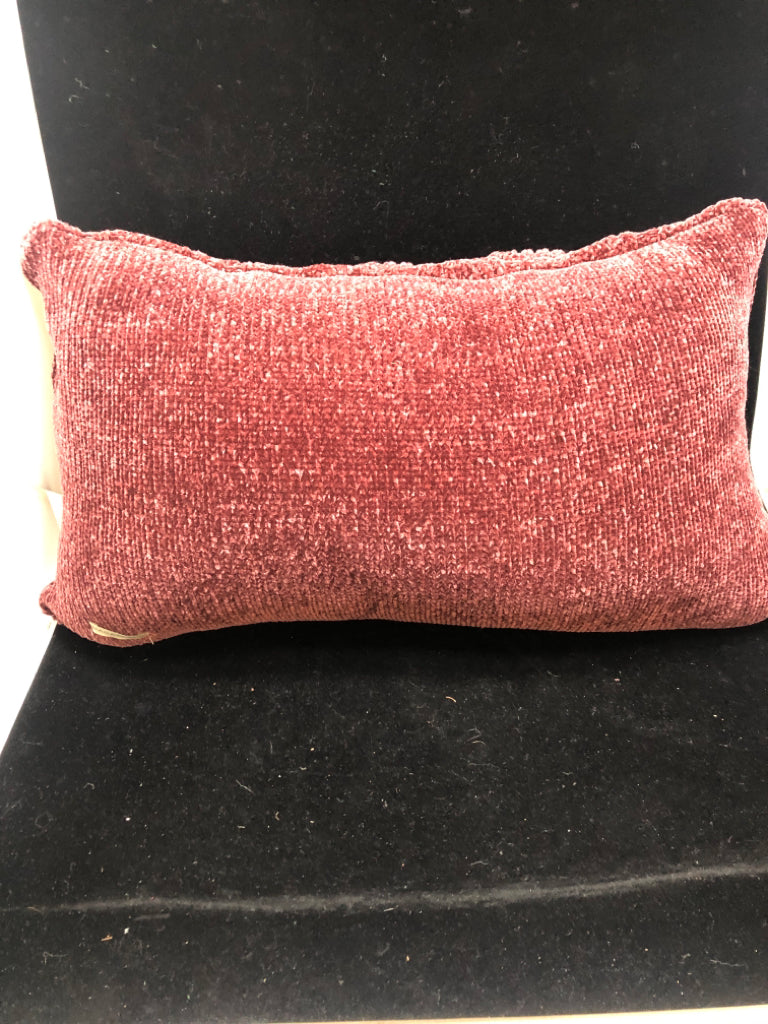 RECTANGLE MAROON CHENILLE ACCENT PILLOW.