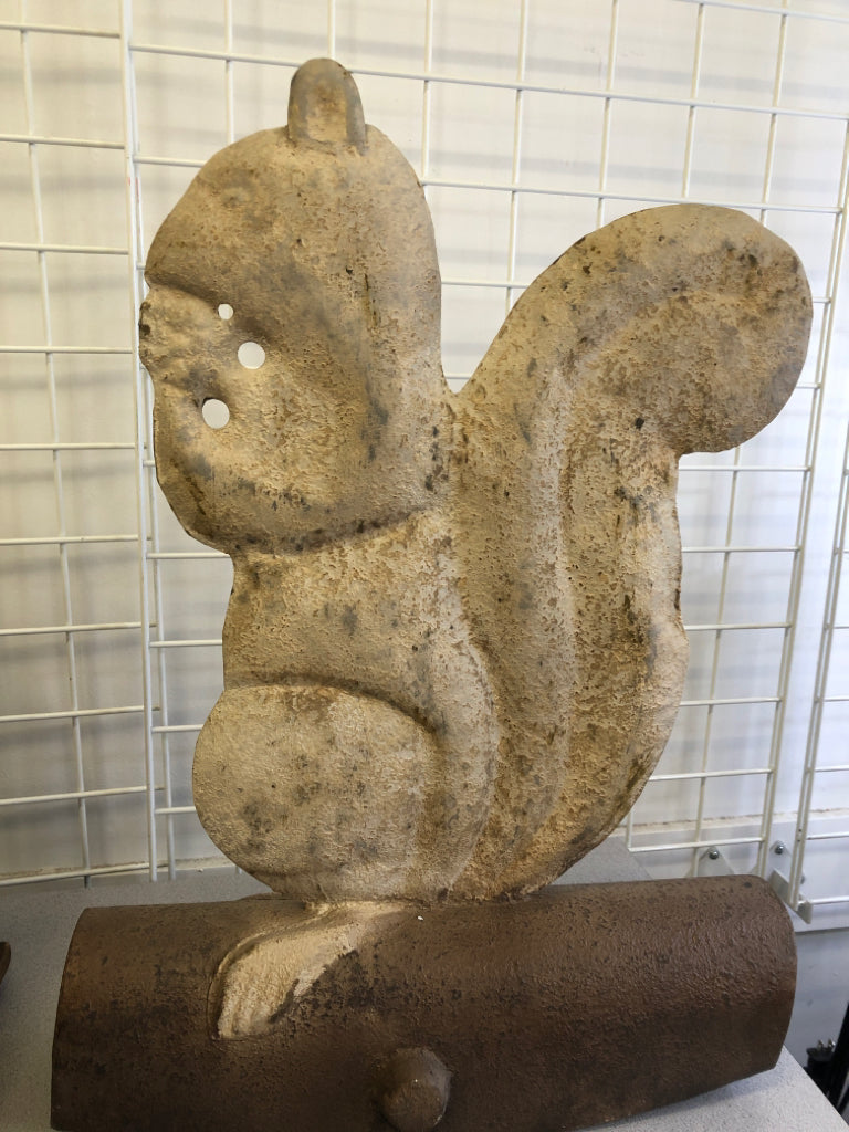 LARGE LIGHTWEIGHT METAL SQUIRREL.