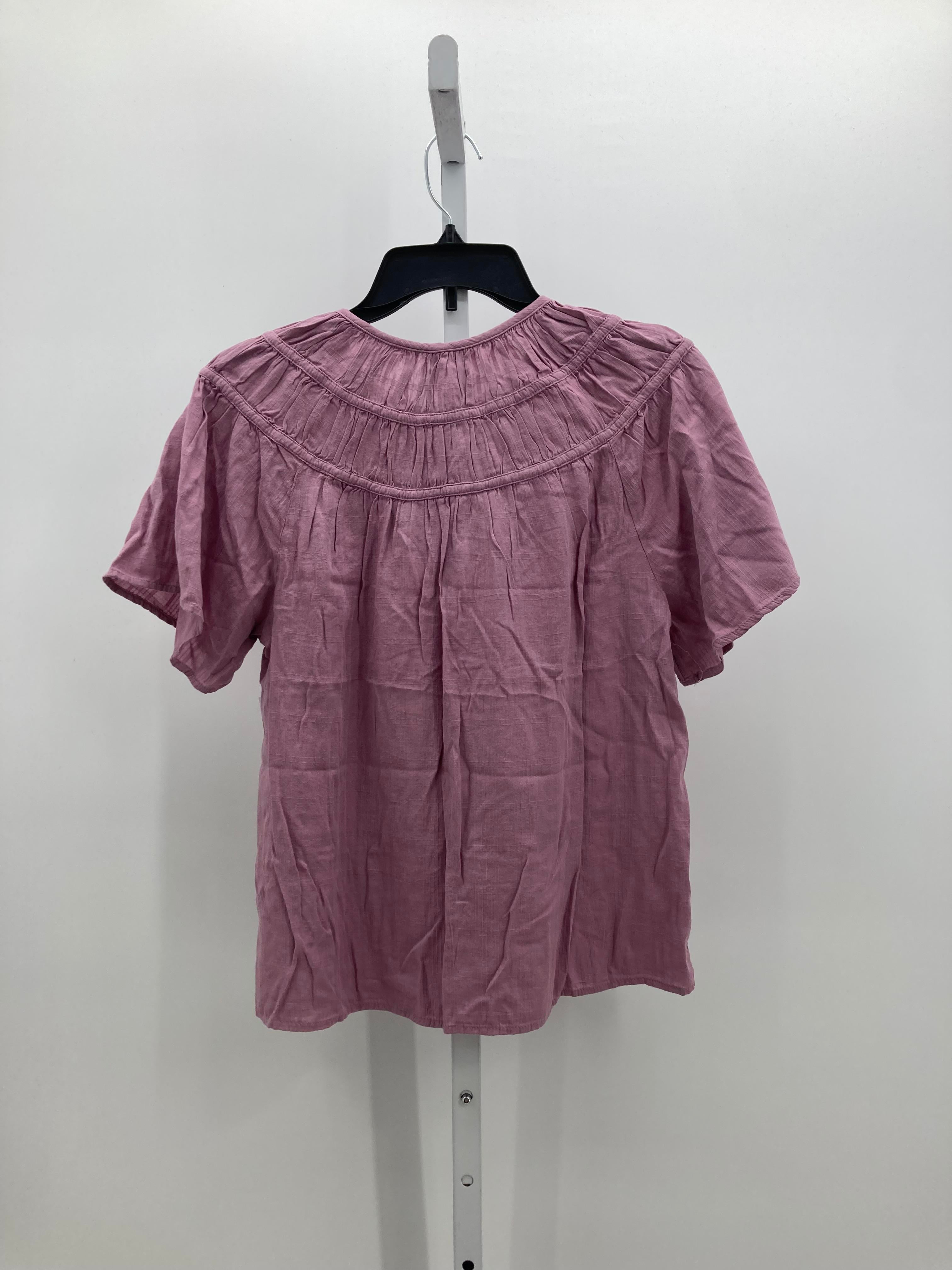 Old Navy Size Medium Misses Short Sleeve Shirt