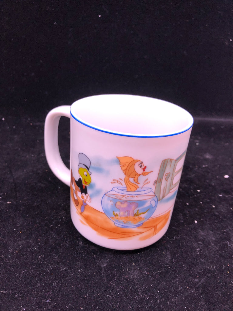 VTG DISNEY PINOCCHIO MUG.