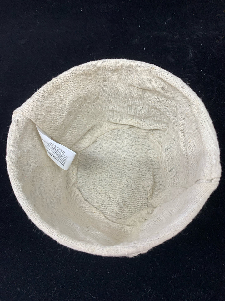 SMALL WIRE BASKET W/ CLOTH LINER & LACEY TRIM.