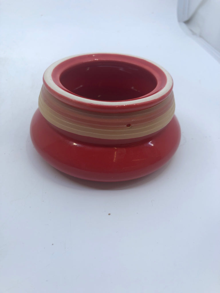 SUGAR CANISTER W RED LID.