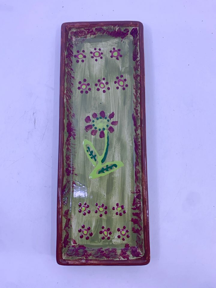 RECTANGLE W MAROON FLORAL CATCH TRAY.