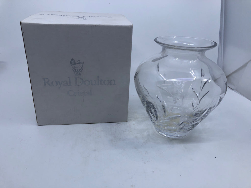 NIB ROYAL DOULTON VASE.