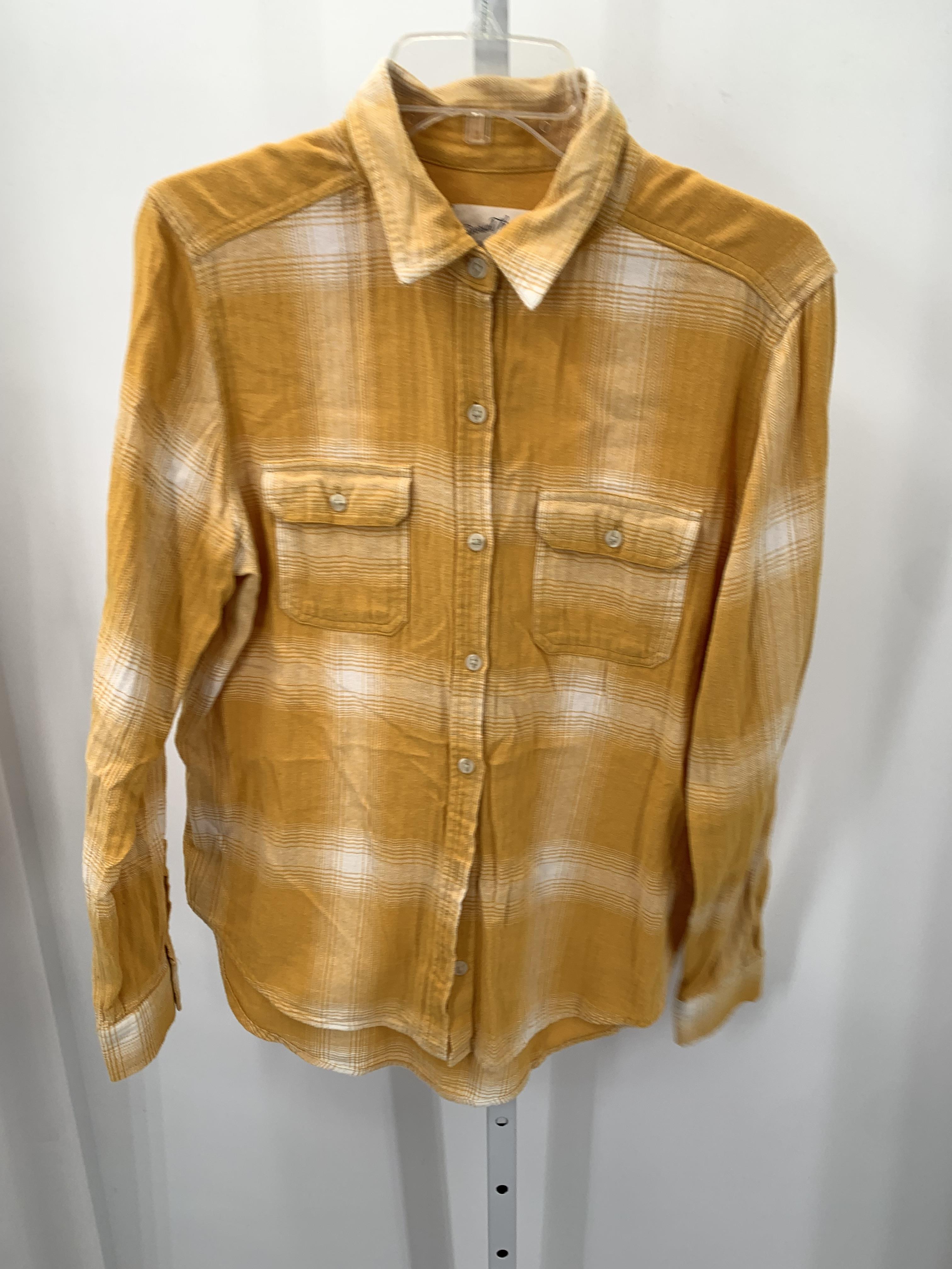 Universal Thread Size Medium Misses Long Sleeve Shirt