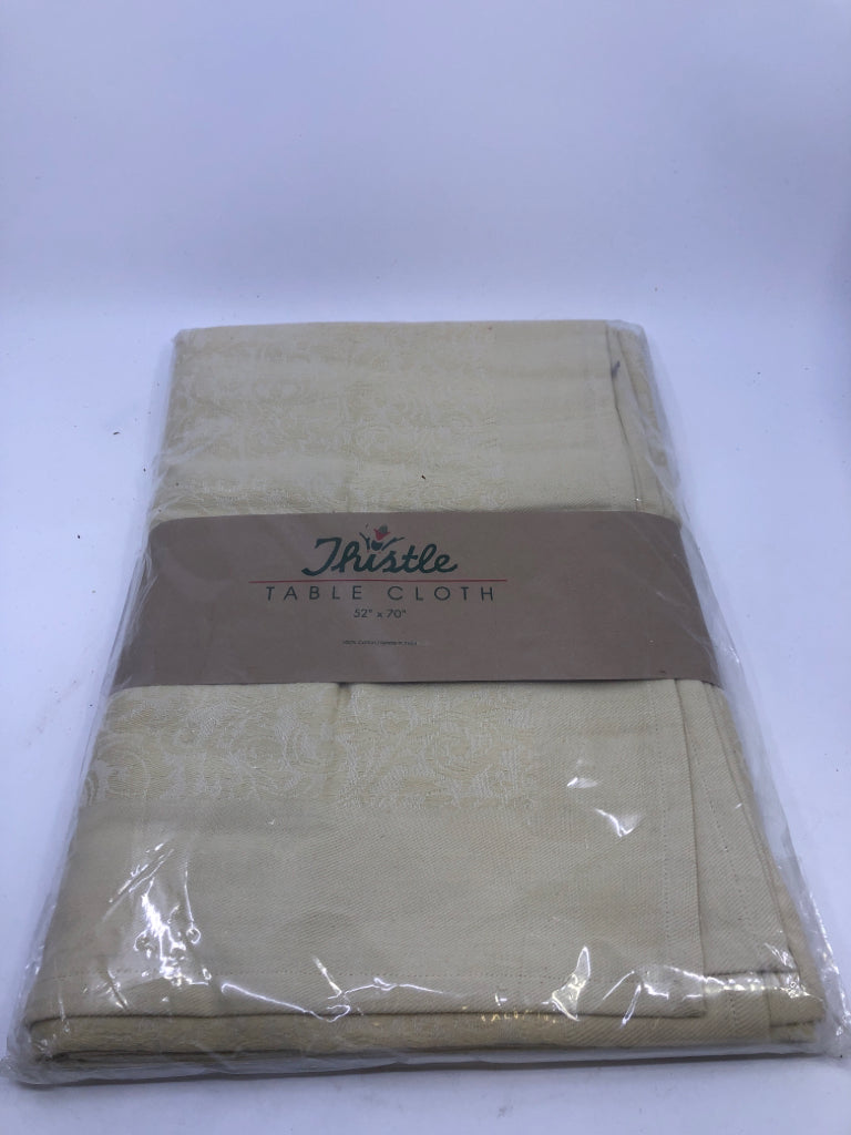 NIP CREAM TABLECLOTH.
