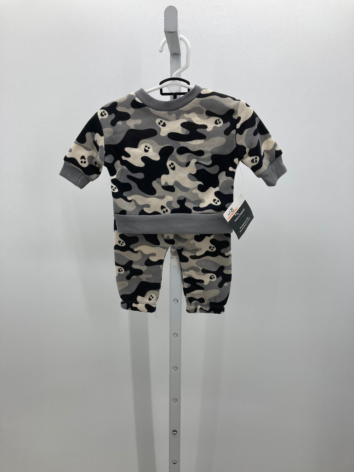 NEW CAMO GHOSTS SHIRT AND PANTS.
