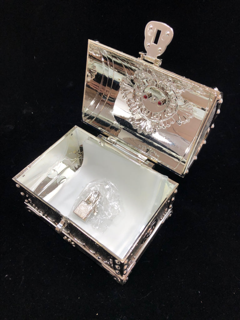 SILVER PAINTED PLASTIC TREASURE CHEST W/LOCK AND KEY.