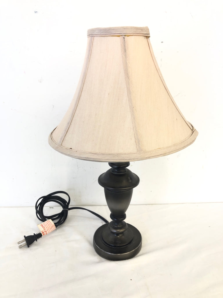 BROWN BASE W TAN SHADE SMALL LAMP.