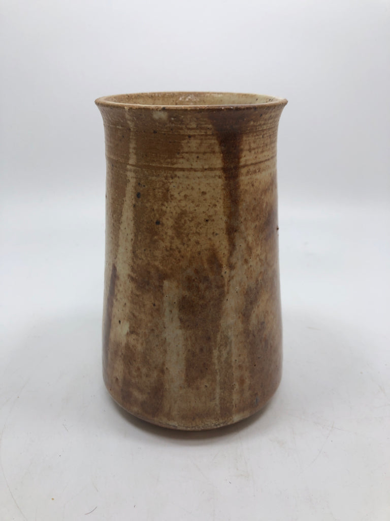 BROWN POTTERY VASE.