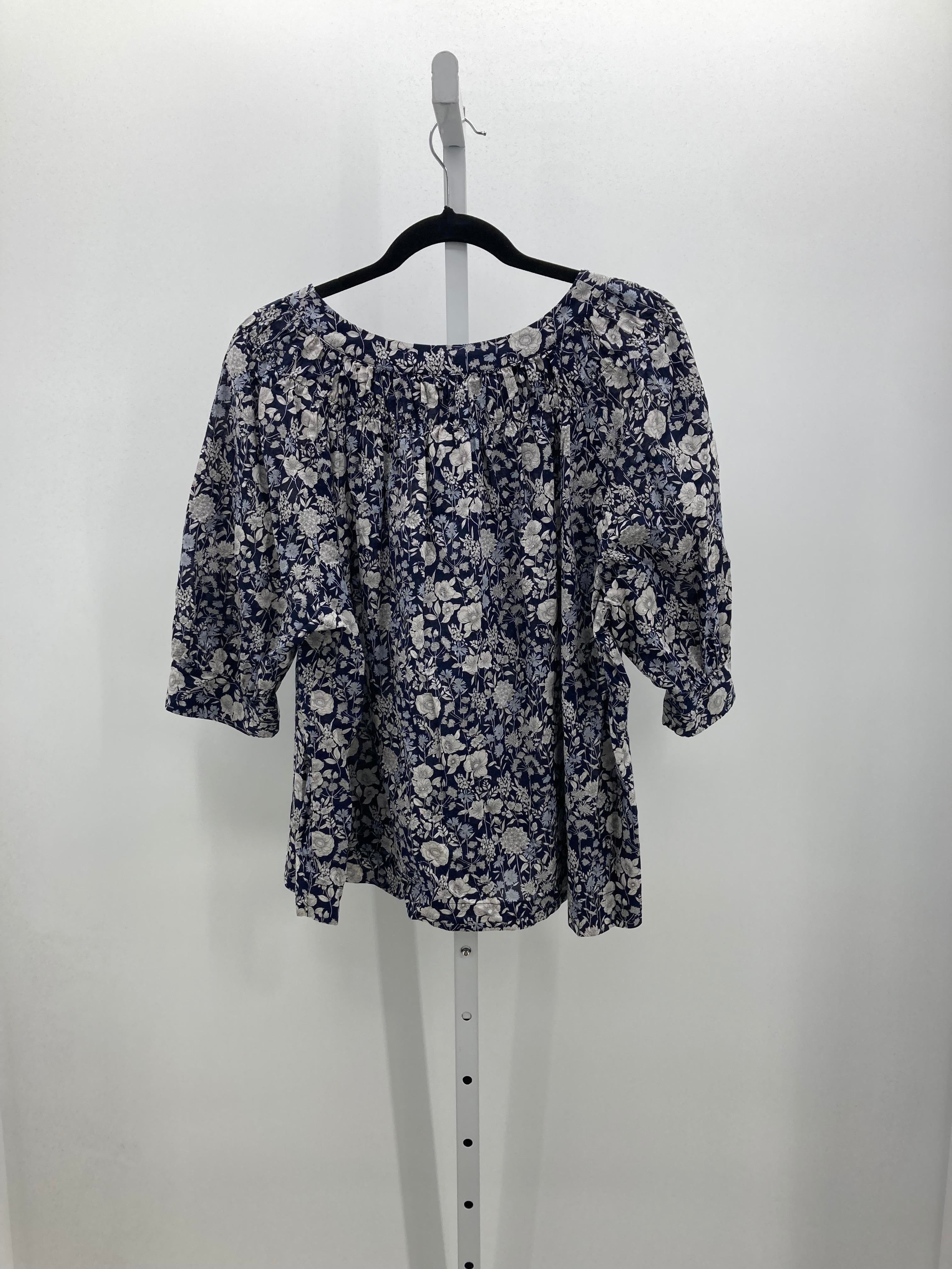 Uniqlo Size Extra Large Misses Short Sleeve Shirt